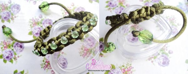 Pulseira macramê fio de seda e pedras em tons de verde