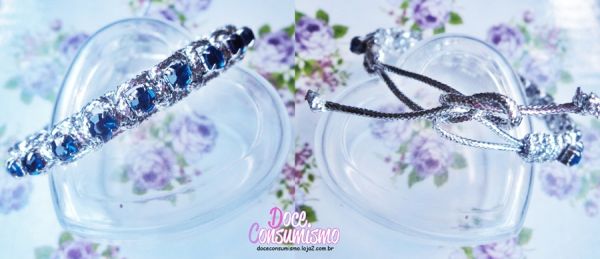 Pulseira macramê prata com pedras azuis