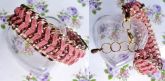 Pulseira corrente dourada com couro fino rosa goiaba